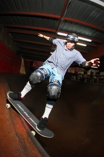 <!--ombj18-->
Mike Rogers told me the proper name for this trick but I already forgot what its called. So let's just call it a Smith Stall for now.