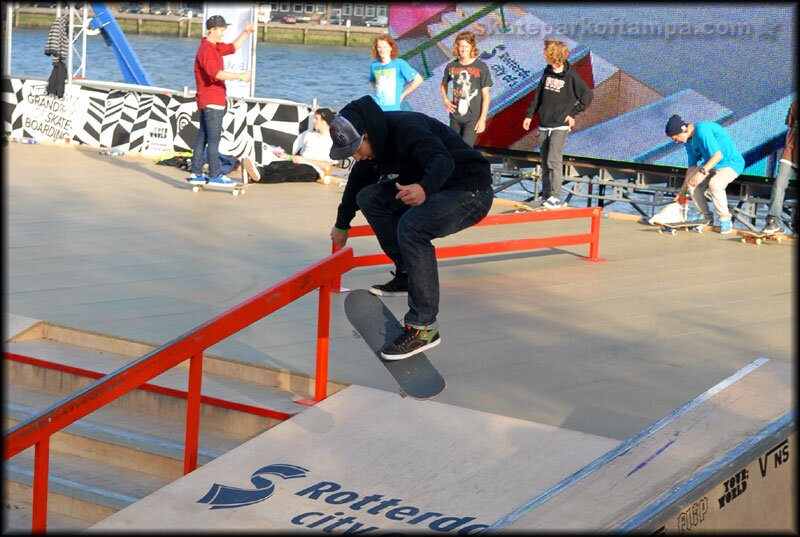 Aaron Suski - 360 flip