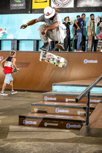 Front Heel from Markus to show everyone what time it is

<!--curaleaf420-2024-->