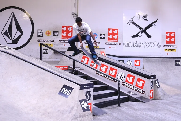 <!-- damnamvolcom14day2 -->

Someone had to do it - Jonathan Henderson with a benihana