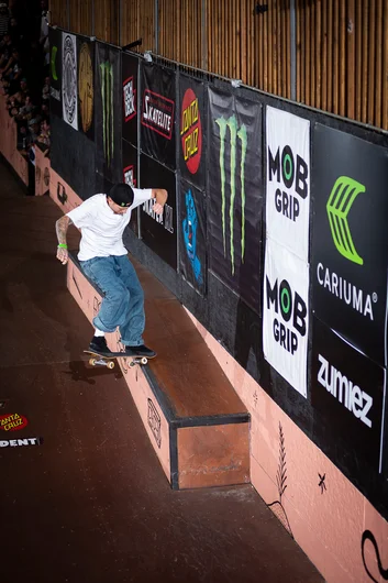 Love us a good Fakie Nosegrind 180, Giovanni provides.

<!--tampapro23day3-->