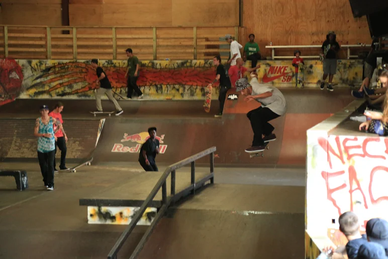 <!--shqv2-->
Shaqueefa and Magenta pro Jimmy Lannon is everywhere these days and it shows. He has dropped three full parts this year for Incognito, Mixtape 2, and Static 4.  Check out his <a href=