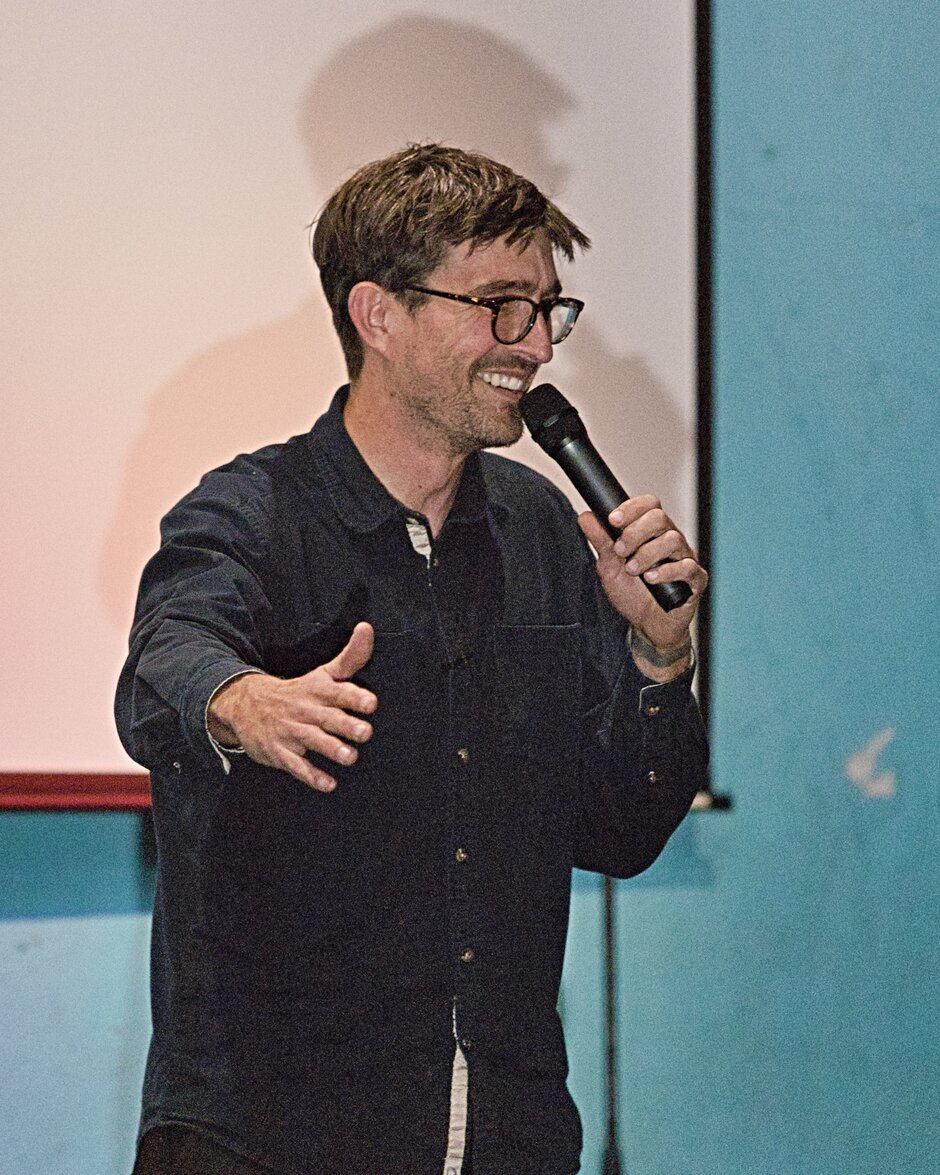 Richard Bowen lands this punch line bolts