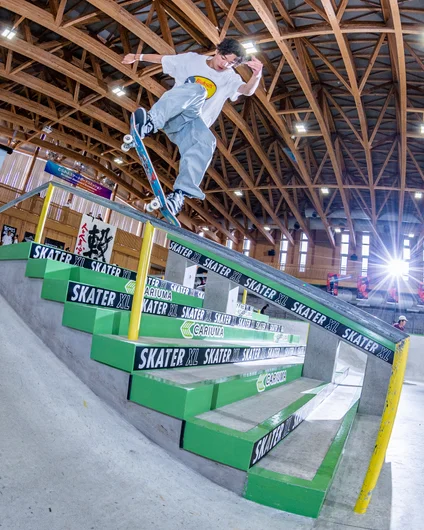 Rio Sawada going well above the rail for a front noseblunt.
<!--damnamjapan2023mensqualifiers-->