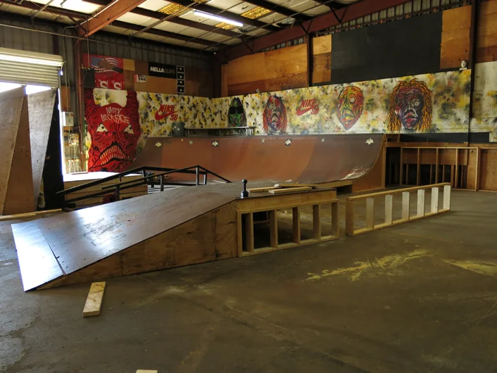 <!--course14-->
Another photo of the west end.