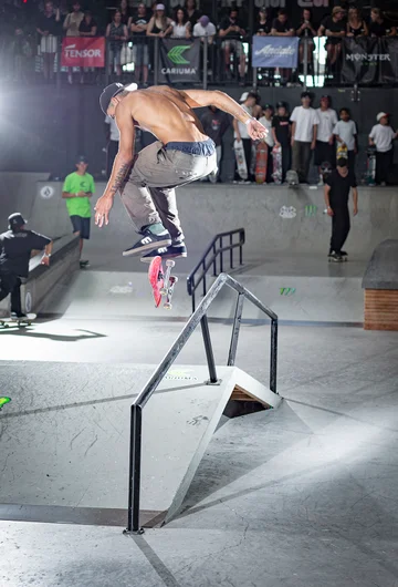 We already got a photo of the Tre Noseslide that Matias did earlier and then he Nollie Heeled out of it in best trick; so here’s a Back 270 Flip Lip instead for your viewing pleasure.

<!--damnambreda22qualifiersphotos-->