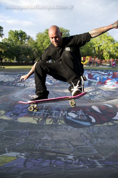 Frosty's got some snaps on his cruiser board