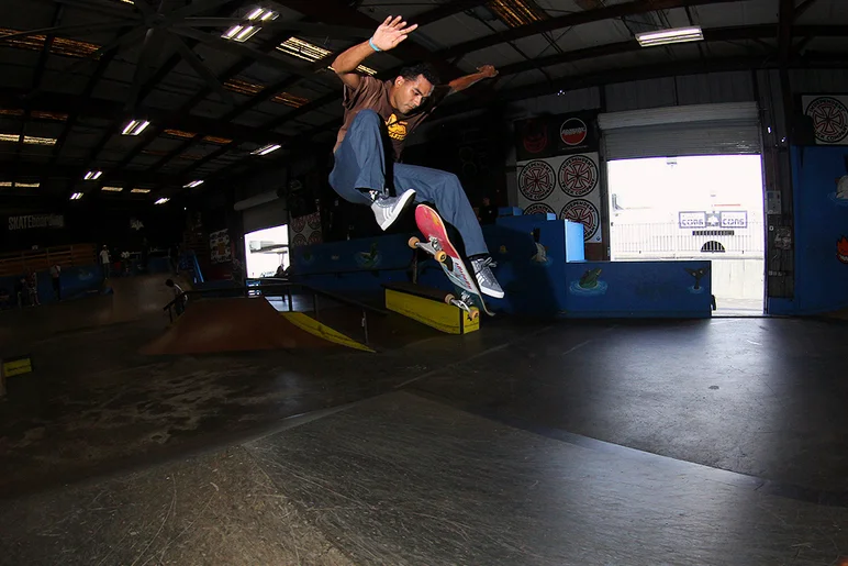 <!--ff-ah-photos-->

Josh Wilson - 360 Flip