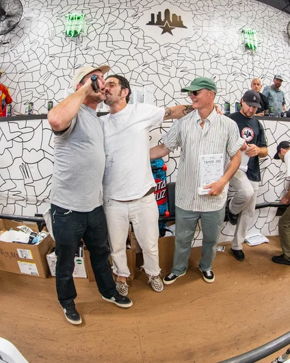 Brian was smitten after this smooch from Booki

<!--tampapro22finals-->