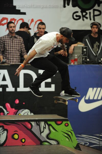 Peter Ramondetta's 360 flip catch looks so tight