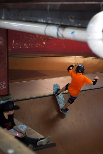 <!--CAMP2018PHOTOS-->

The next most common startup trick is the Rock to Fakie. You'll see these going on a lot at Camp. It's a great way to get comfortable skating transition.