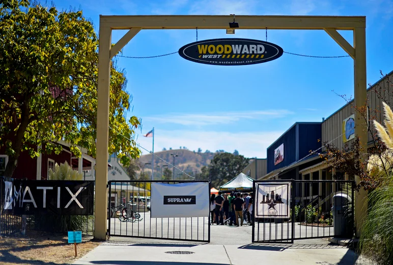 <!--ww14-->

Welcome to Neverneverland.