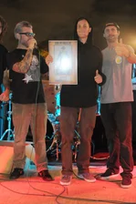 Sebo Walker gets the