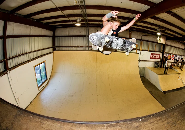 <!--daatlsat-->

Jake Wooten is a maniac! Lofty Ollies on the vert ramp between hittin' the street course.