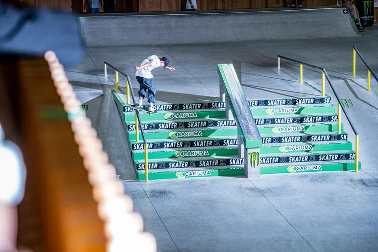 Here's one you don't see every day: varial heel backlip from Sena

<!--damnamjapan2023mensfinals-->