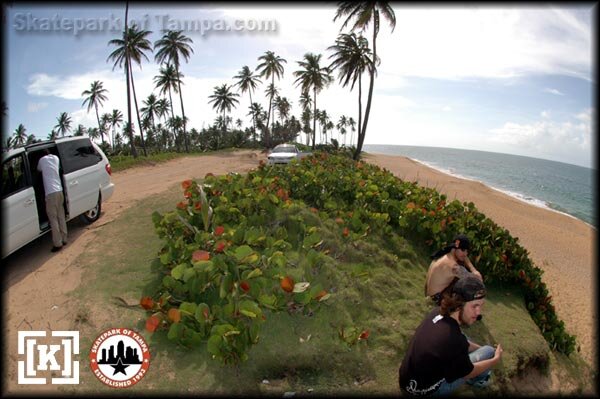 KR3W Am In Puerto Rico - the beaches