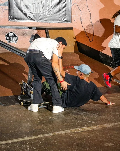 Sometimes traffic leads to an accident...

<!--clashofthecrews23besttrick-->