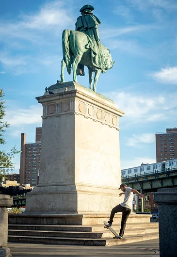 <!--danyc16-street-->

Zitzer heard Chris Miller and thought he was doin’ vert doubles, so he backed em up with the Frontal variation.