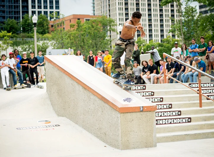 <!--da-chicago16-sat-->

Kevin Scott is always doing cool shit.  180 Fakie 50/50 and brings it back where it came from.