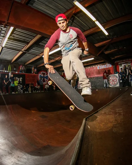<!--ombj20photos-->

Elvin Ramos was killing the Hip all night. Finger flip to Tail. 
