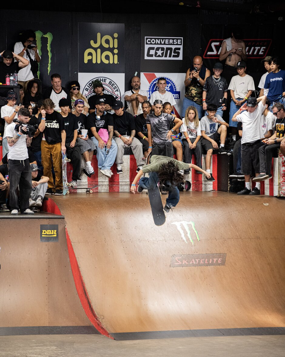 Nollie BS Flip