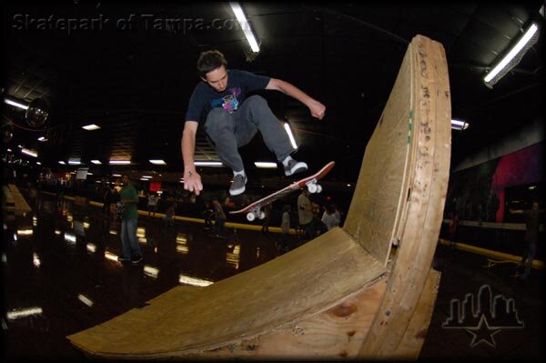 Gonzo's frontside pop shuv