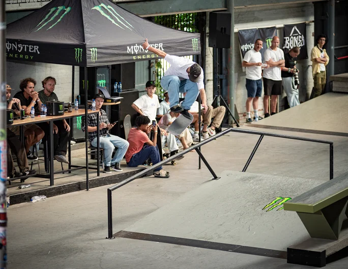Announcers, judges, skaters, and onlookers all take note on Valentin Graindorge’s Kicky Backlip.

<!--damnambreda22qualifiersphotos-->