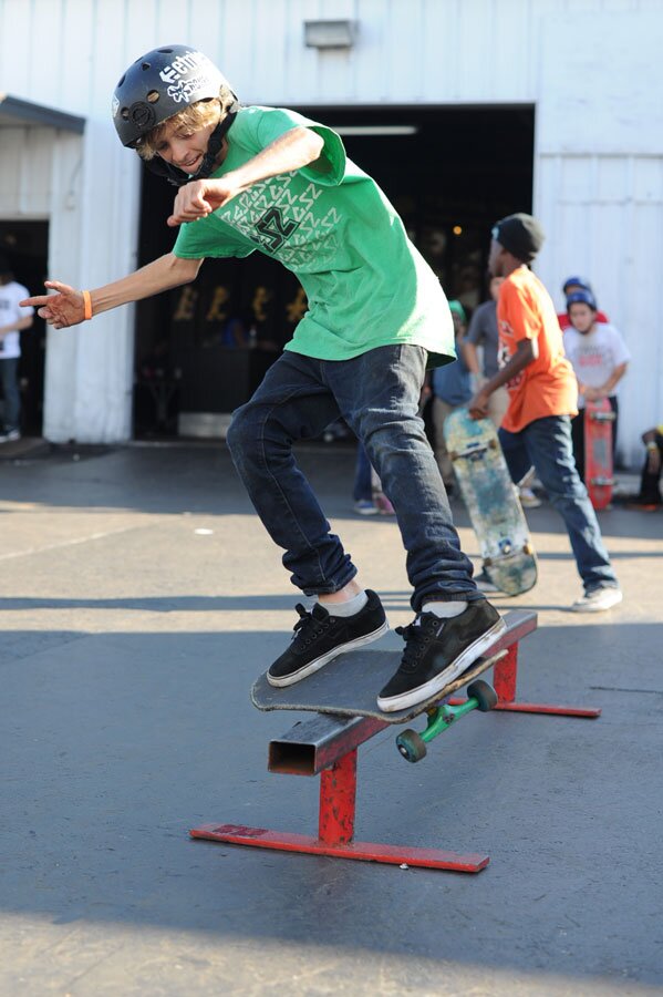 Johnny Reidy - feeble grind