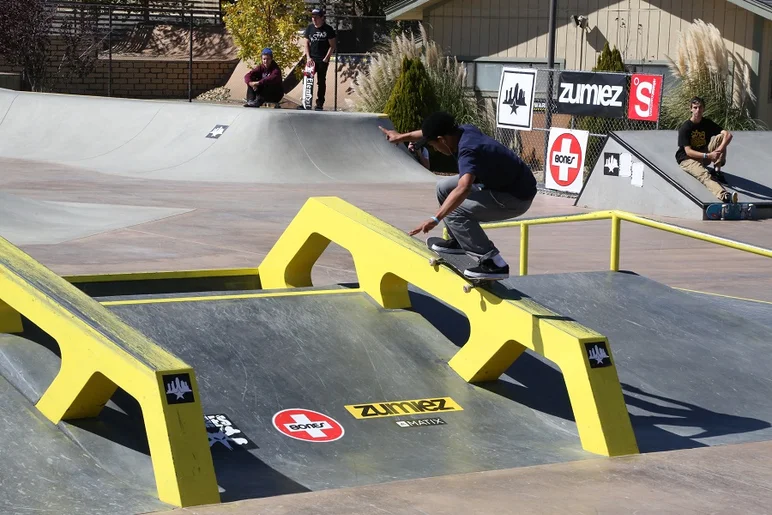 <!-- woodwardwest2013 -->

Kevin Bradley grinding up the hubba.