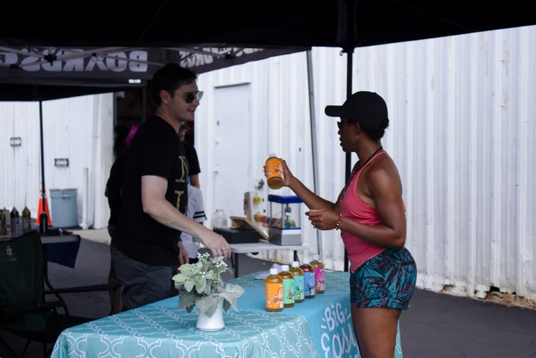 <!--BTSB18-->

We took a break after the first round of awards...let's check out what's going on the courtyard. There's this stuff called Kombucha that everyone's into now. Not my thing, but kids were drinking it like water. Thanks to Big Easy 'Bucha for giving out the free bottles.