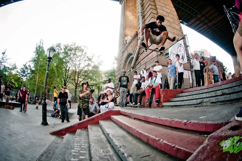 <!--nyc14day3-->

This switch flip by Tyrone Henderson shut down the huge double set.