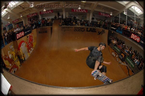 Thomas Kring - frontside nosegrind