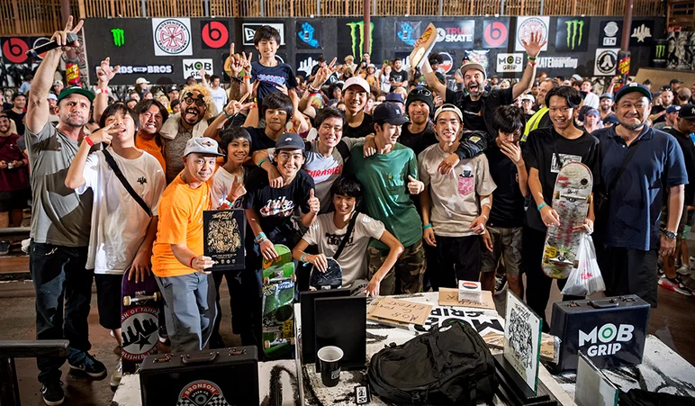 <!--am18finals-->
Thanks, Praise, and Shout to all the Japanese Skateboarders that made it out!
