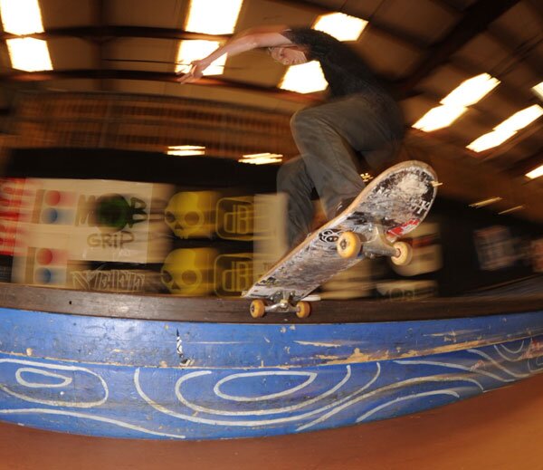 Jake Mills - frontside tailslide