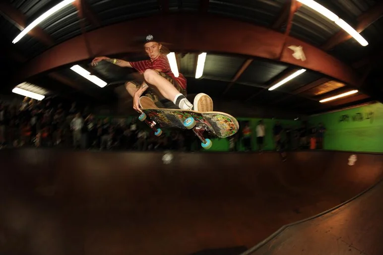 <!-- amdec13 -->

Haden Mckenna was launching crailgrabs over the hip.