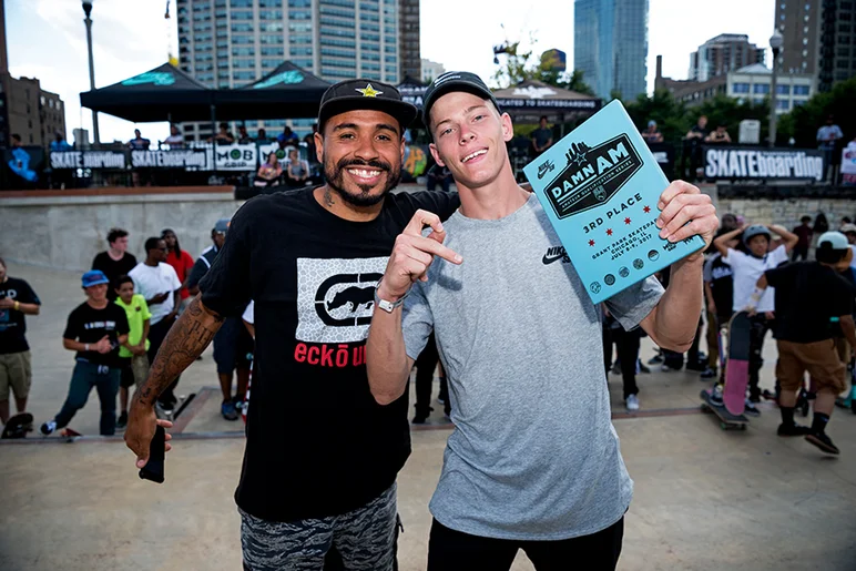 <!--dachi17finals-->

Yeaaaa Jake! lookin Good!