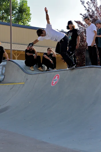 <!--daww-thurs-->

Zach Doelling, buttery backside overcrooks on the cruise.