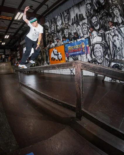 <!--bff2019-->

Sebastian Tucci : BS 180 Nosegrind
