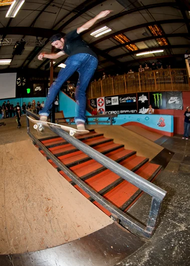 <!--am15friday-->

Pip it up! Pip it up! Pip shows up to the park just to Pip it up!