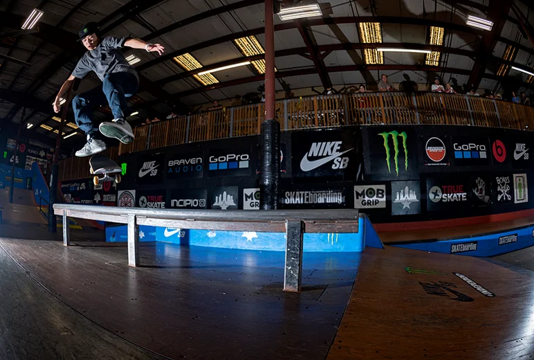 <!--am16sun-->

Keyaki Ike might not have made Finals, but he does have Monster fueled KF Backlip Slides.