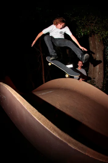 <!--exp115-->

Kanaan - Ollie North. 