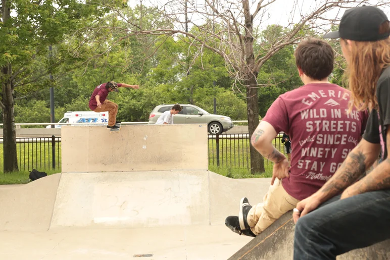 <!--lakaiflare-->

Vincent Alvarez big nose slide.
