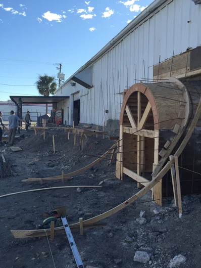 <!--concourse-->
Gap over the door, if you’ve got it like that.
