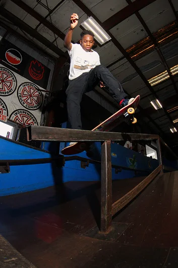 <!--consxpolar17-->

Darius Norton took the Prize on the Square Rail with ease.. - Front Lip