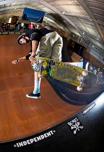 <!--daww16-day2-->

More Archer kicking around.