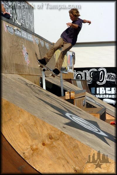 Damn Am at Volcom 2006 Skate Photos