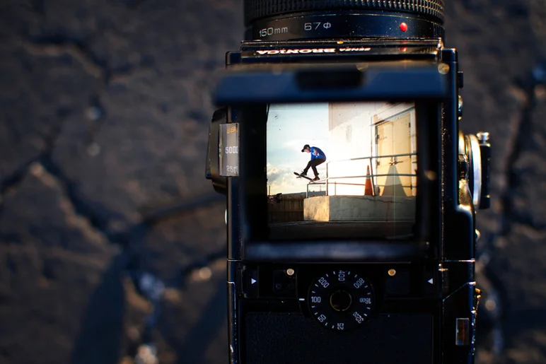 <!-- ffn_PB_nov13 -->
Chris already knows how it's done and banged out this front salad like it was nothing.