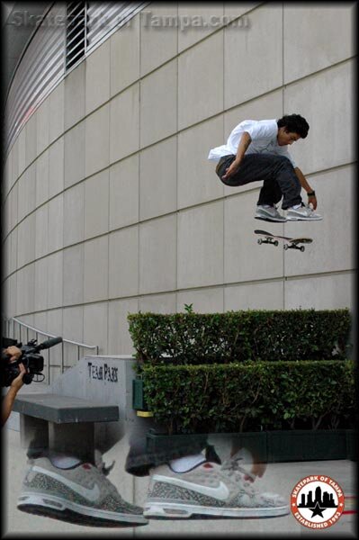 Paul Rodriguez - kickflip