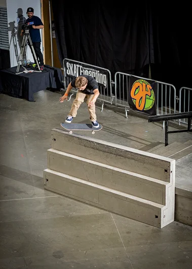 <!--dala18finals-->

Yoshi with the Kicky Frontals.