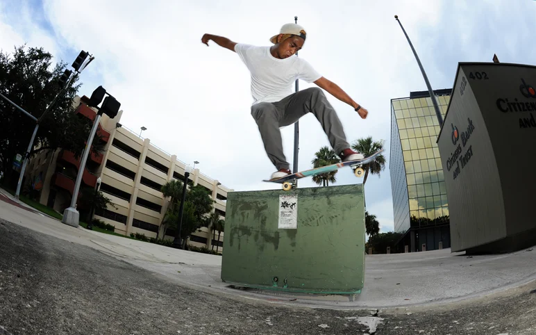 <!-- FranksForNothingLakeLand -->
Sam continued to leap into the air, this time into backside 5-0 on an electrical box a couple hundred feet from the infamous 